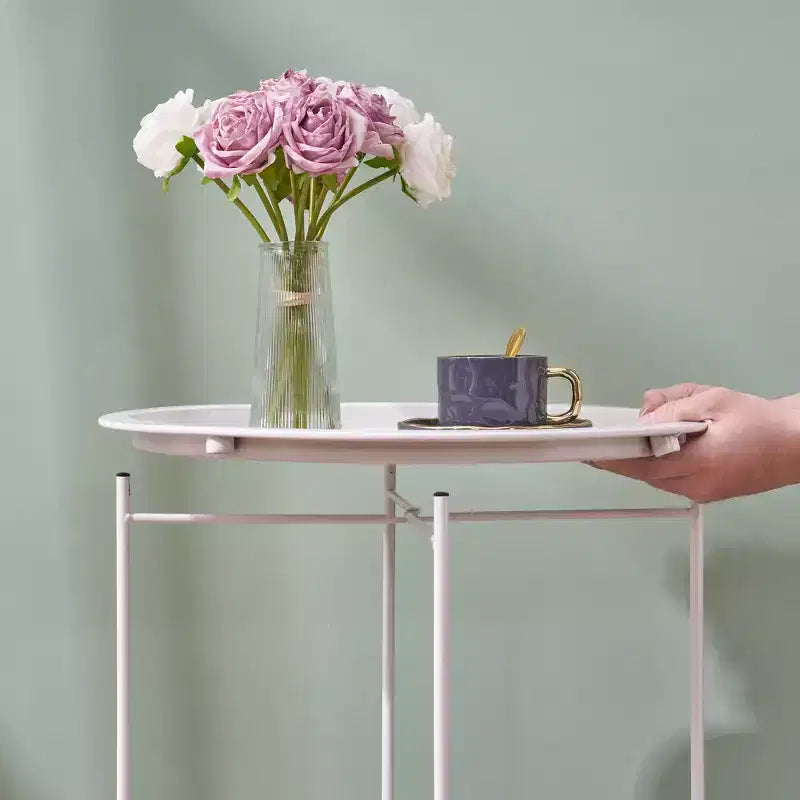 Table d'appoint/de chevet ronde avec panier de rangement en tissu, petite table de chevet étanche et antirouille en métal avec plateau amovible