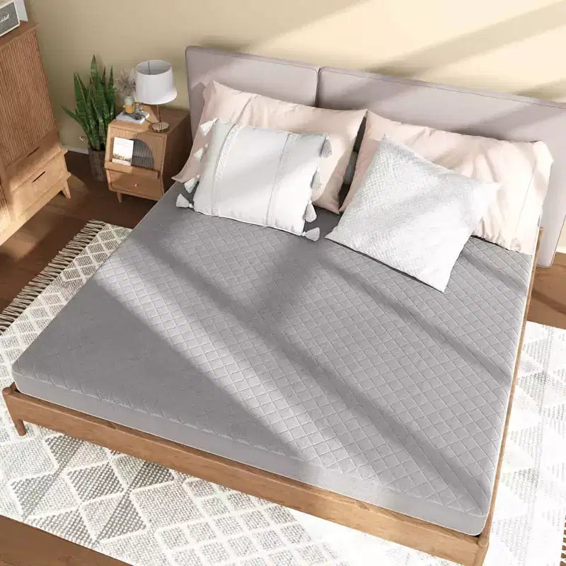 Protège-matelas jumeau/grand lit/très grand lit avec rembourrage en éponge à poche profonde et base antidérapante grise