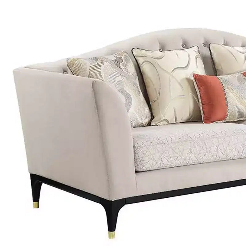 Canapés 71" en velours beige : capitonnage en cristal, accents dorés